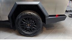 Cybertruck's 4680 battery only allows for a slow charging curve