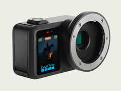 The Mission 1 Pro ILS supports interchangeable MFT lenses. 