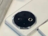 The "Meizu 22" in the wild. (Image source: Digital Chat Station via Weibo)