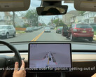 Tesla's Full Self-Driving mode in action (image: Fabian Luque/YouTube)