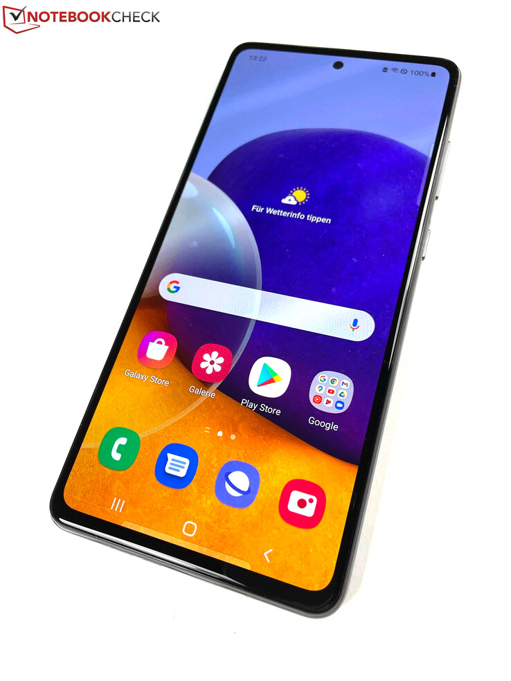 Vuil Begunstigde Bestaan Samsung Galaxy A72 smartphone review - Fine tuning for the mid-range  champion - NotebookCheck.net Reviews