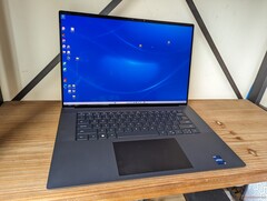 Dell Precision 5680 and its 165 W USB-C adapter show us what an XPS 16 could be like