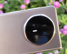 Honor will use the Magic V5 to showcase a new 70 mm telephoto camera. (Image source: fenibook)
