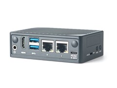 The NanoPi M5 can be ordered with a case (Image source: FriendlyELEC)