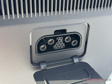 Connection for extension battery