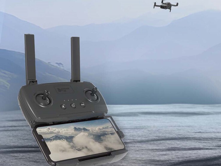 A smartphone can be clamped into the remote control. (Image source: Hubsan)