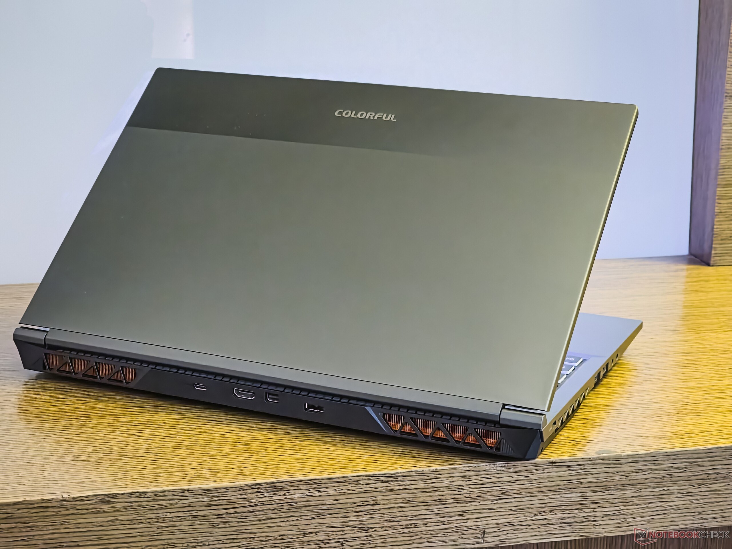 Colorful EVOL X15 AT 23 Review: Impressive QHD gamer with Raptor Lake ...