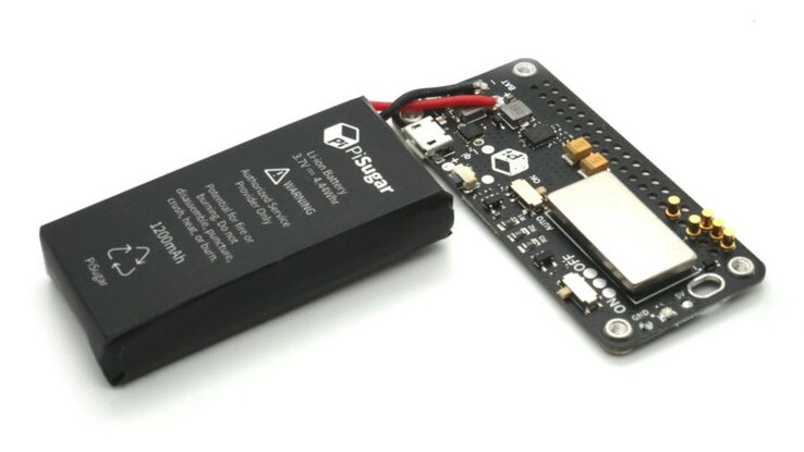 The PiSugar S and its 1,200 mAh battery. (Image source: PiSugar Kitchen)