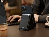 The new HaloLock Power Bank Wallet. (Source: ESR)