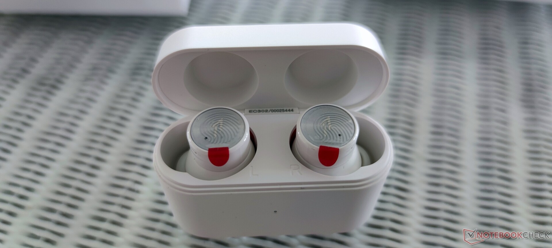 1MORE PistonBuds Pro TWS ANC earbuds hands-on: When budget pricing ...
