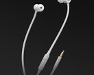 Beats by Dre urBeats3 with inline controls. (Source: Apple)