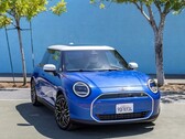 2024 Mini Cooper Electric exterior (Source: CAR Magazine)
