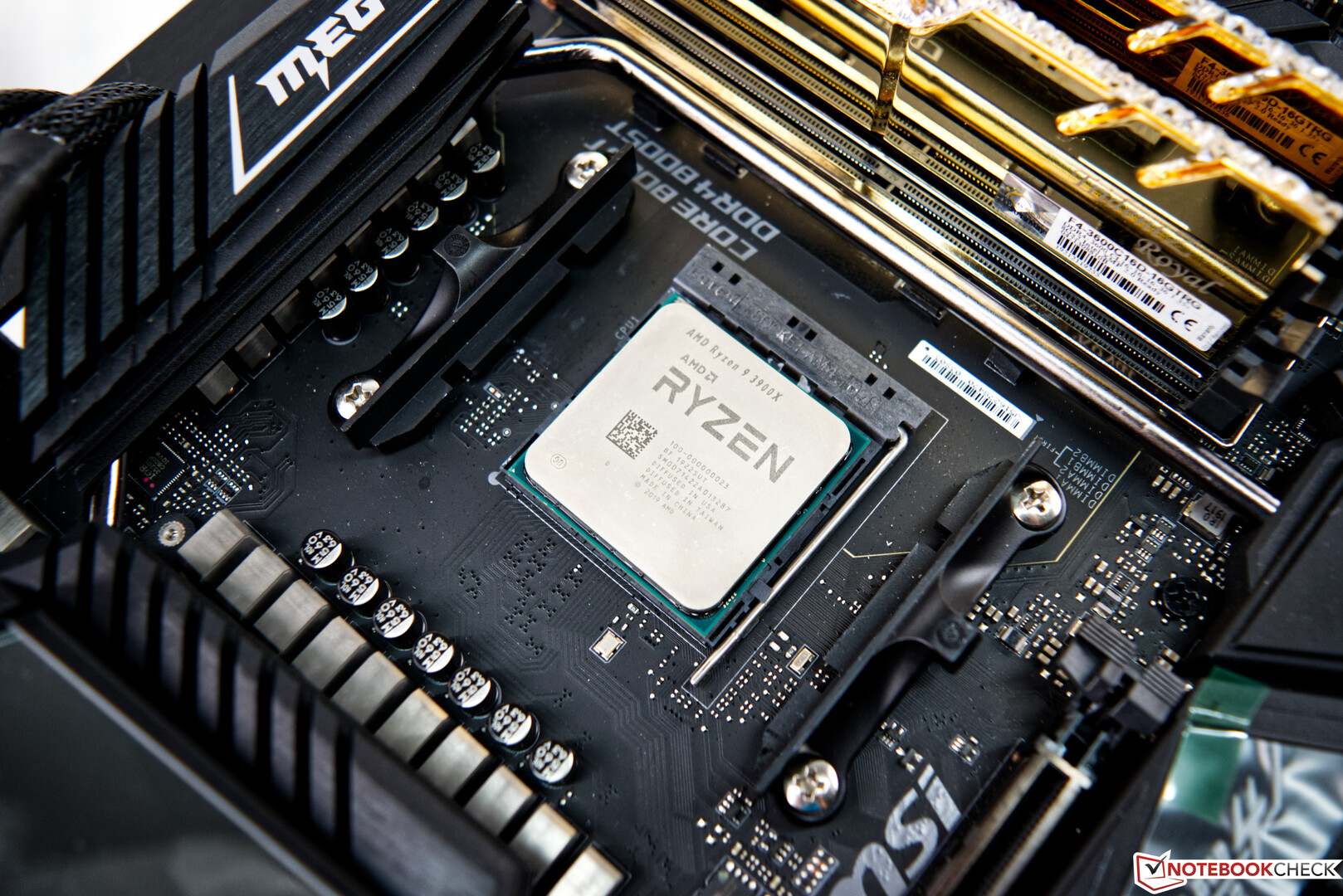 AMD Ryzen 9 3900X Desktop CPU Review: 12 cores meet Socket AM4 ...