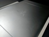 The new two-tone logo etched into the anodized aluminum lid looks much more mature than the glowing green plastic it replaced. (Source: Digital Trends)