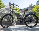 The Greenworks 80V Venture 27.5-inch commuter e-bike offers up to 22 miles (34.5 km) range on a single charge (Image source: Greenworks)