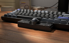 Keychron Nape Pro wireless trackball keyboard space bar position