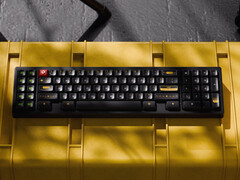PBS Aperture Priority mechanical keyboard keycap set launches
