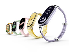 The Smart Band 11 is available in four versions. Pictured: the wearable in different color options and straps.