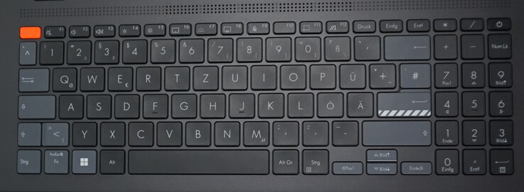 Keyboard with good travel and somewhat narrow arrow keys