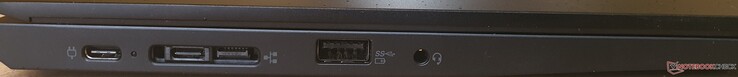 Left: 2x USB-C 3.2 Gen2/docking port (10 GBit/s), USB-A 3.2 Gen1 (5 GBit/s), combined audio port