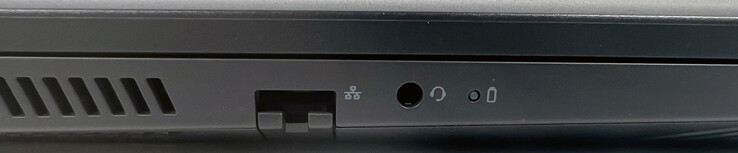 Left: 1x Gigabit Ethernet, 1x 3.5 mm audio jack
