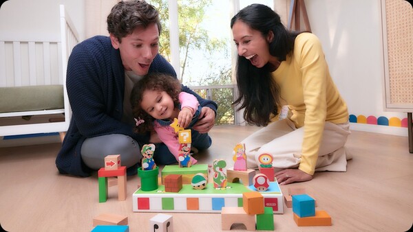 The My Mario Wood Block set is available in 3-piece and 30-piece sets. (Image source: Nintendo)