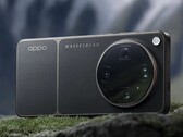 The Oppo Find X9 Ultra.