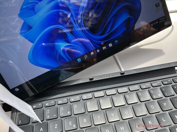 Xiaomi Book S 12.4" hands-on (image via own)