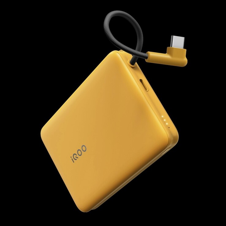 The iQOO 33W Power Bank with built-in cable 10000mAh. (Image source: vivo)