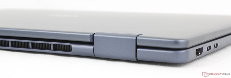 Rear: No ports