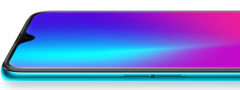The OPPO R17 Pro features the same waterdrop notch seen on the R17. (Source: OPPO)