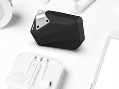 The Runk2.0 is a compact power bank with some advanced features (Image source: Runker)