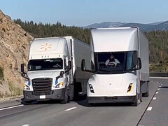 Tesla Semi vs diesel truck testing at Donner Pass (Image source: Zanegler/X)
