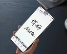 An alleged new Mate 70 smartphone in action. (Image source: Digital Chat Station)