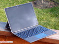 Microsoft quietly acknowledges Surface Pro 4 screen flicker, offers free replacements