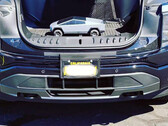 Cybertruck's hood also pops open to reveal a big frunk now (image: Christopher Bowe/Twitter)