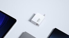 Xiaomi's new 90W power brick. (Source: Xiaomi)