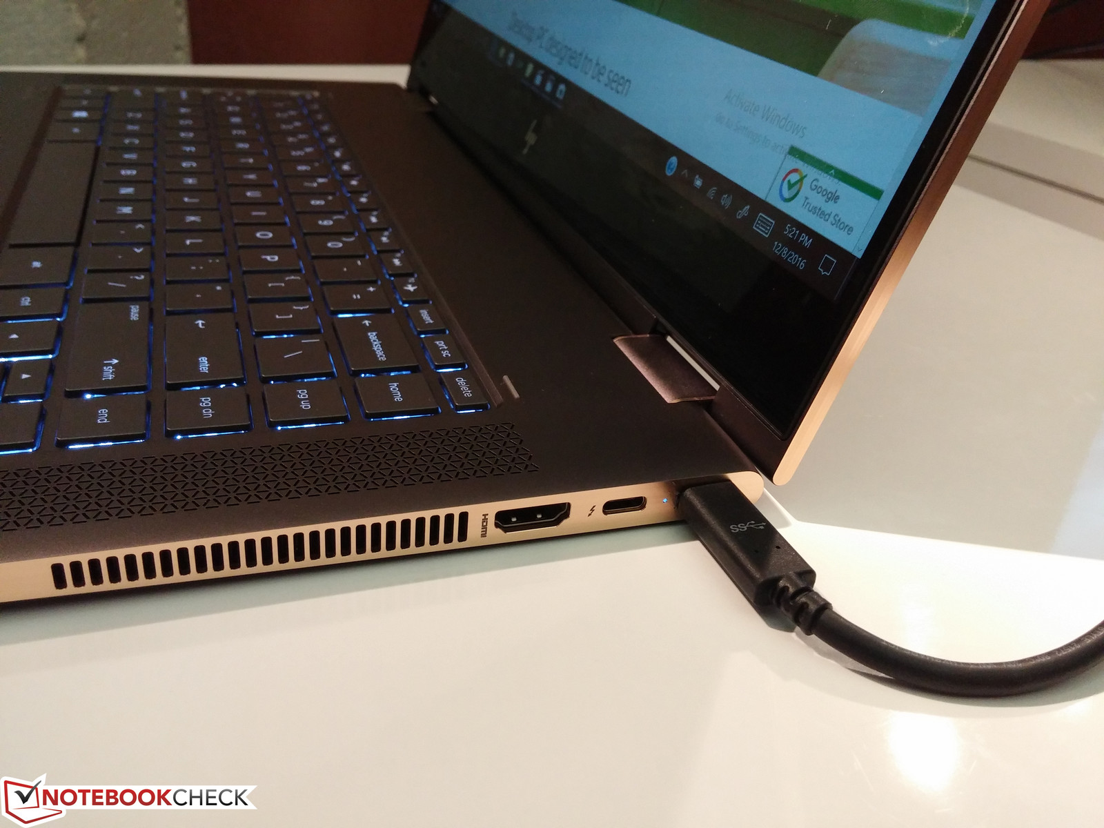 New 2017 HP Spectre x360 15 is now thicker and more powerful