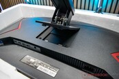 The entire stand can be attached quickly and easily