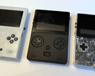 The first prototype of the Game Bub on the left still had three buttons (Image source: Eli Lipsitz)