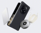 Oppo Find N5's magnetic charging ecosystem includes the 100W dual Type-C magnetic cable, alongside a previously released 50W AirVOOC wireless charger, and a 5,000mAh magnetic power bank. (Image source: Weibo)