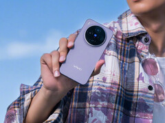 The top-end configuration of the phone goes for as low as $1,019. Pictured: a promo picture of the X300. (Image source: Vivo)