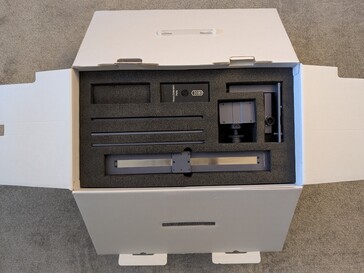 LaserPecker LP5 Deluxe bundle packaging.