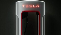 &#039;Magic Dock&#039; Supercharger with CCS adapter (image: Tesla)