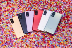 The Galaxy S20 FE comes in three SKUs and starts at €633. (Image source: Samsung)