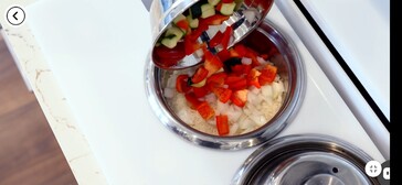 Ingredients and spices are automatically measured based on over 5,000 recipes, then placed in the cooking pot. (Image source: Chefee Robotics)