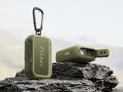 The INIU Outdoor Rugged 10000 power bank comes with a built-in white/red flashlight, tripod socket, and clip.