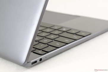 The Core i5 SKU comes in a lighter Mystic Silver color option while our i7 SKU is a darker Space Gray