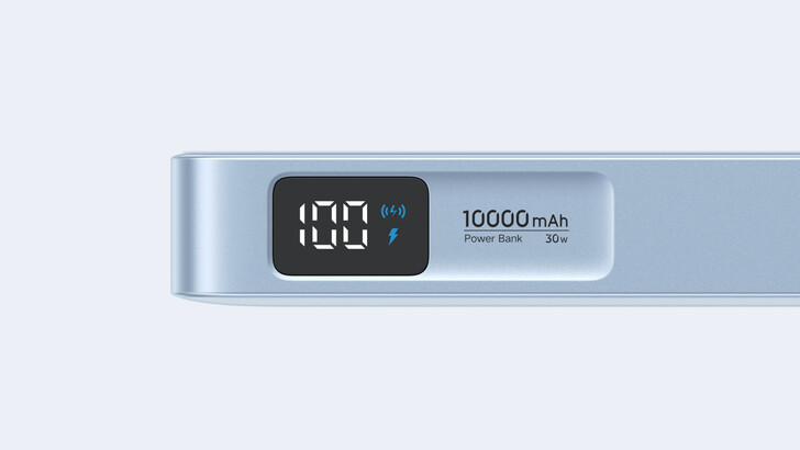 A display on the power bank shows the remaining battery capacity. (Image source: Ugreen)
