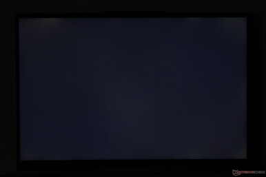 Moderate uneven backlight bleeding